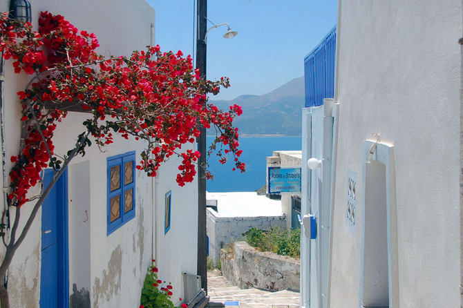  Plaka, Main cities & villages, wondergreece.gr