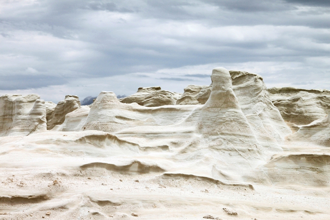  Sarakiniko, Beaches, wondergreece.gr