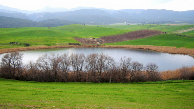  Zerelia lakes, Lakes, wondergreece.gr