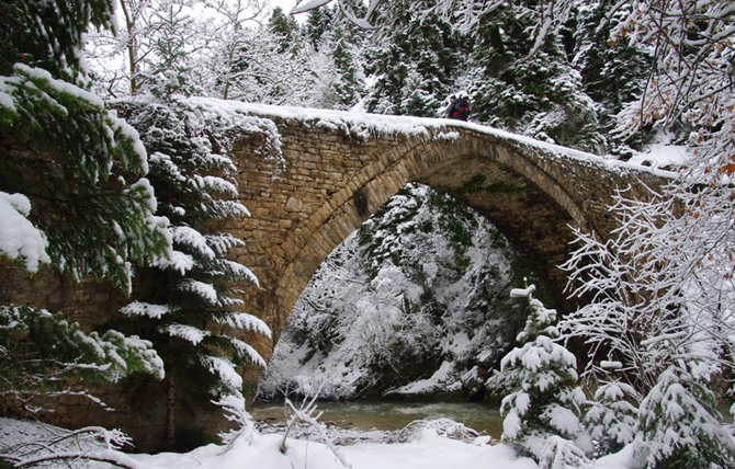  Neraidochori Bridge, Monuments & sights, wondergreece.gr