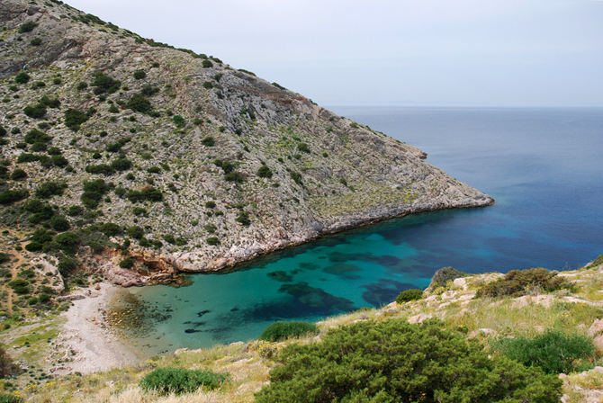  Αρμεός ή Αγία Πακού, Παραλίες, wondergreece.gr