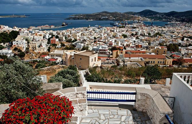  Ερμούπολη, Πόλεις & Χωριά, wondergreece.gr