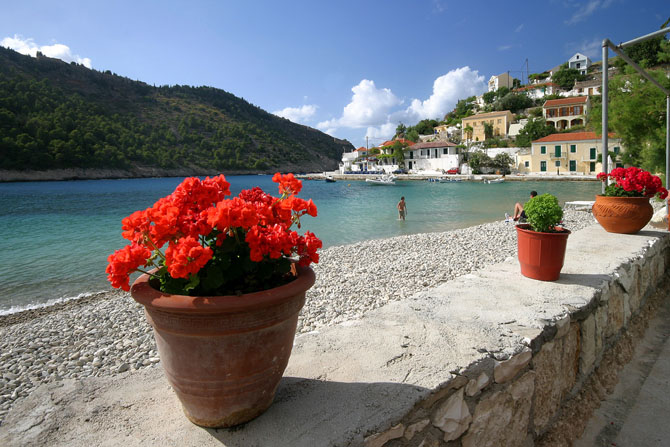  Assos, Main cities & villages, wondergreece.gr