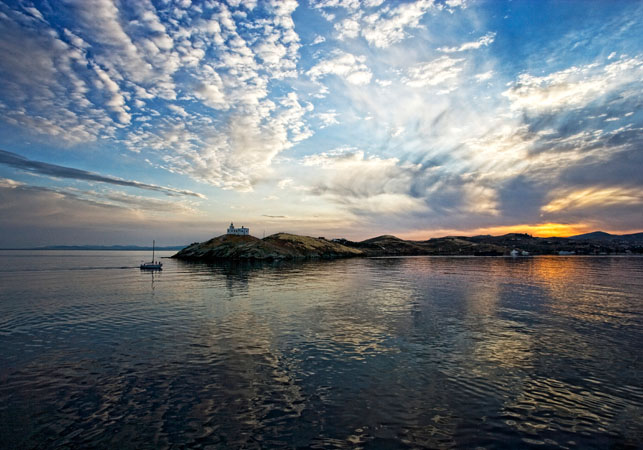  Lighthouse Agios Nikolaos, Monuments & sights, wondergreece.gr