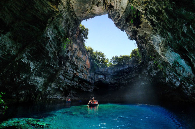  Λιμνοσπηλιά της Μελισσάνης, Λίμνες, wondergreece.gr