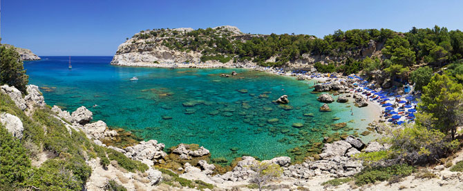  Άντονυ Κουίν, Παραλίες, wondergreece.gr