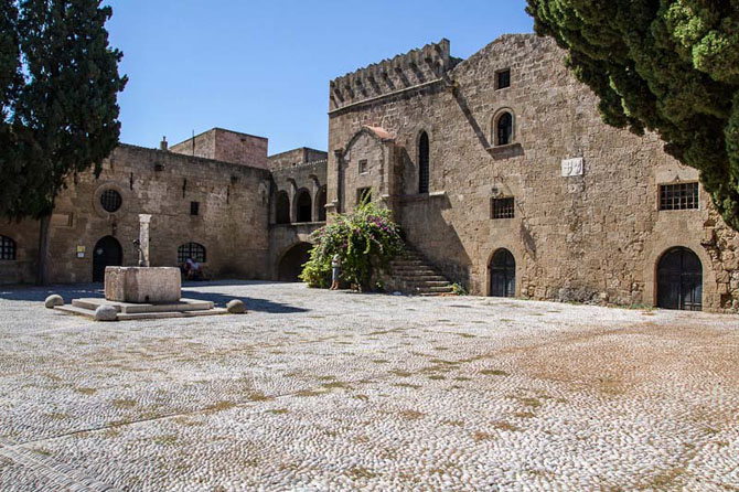  The Medieval Town of Rhodes, Castles, wondergreece.gr