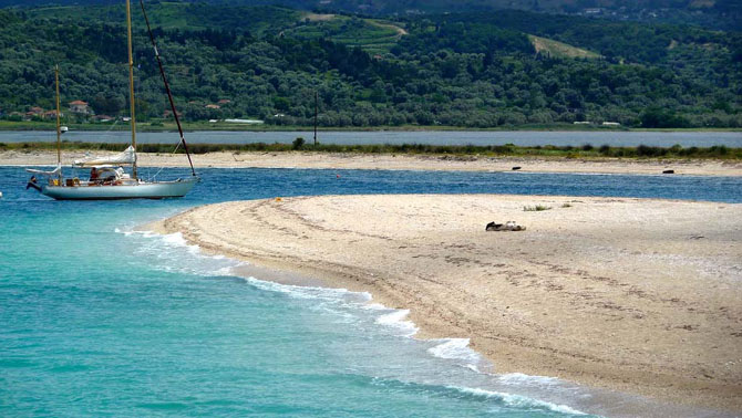  Αμμόγλωσσα, Παραλίες, wondergreece.gr