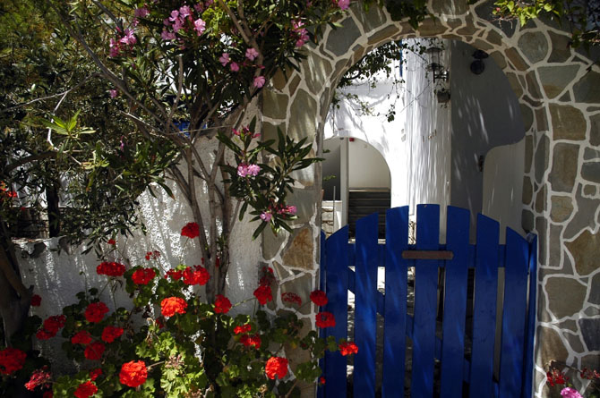  Antiparos, Main cities & villages, wondergreece.gr