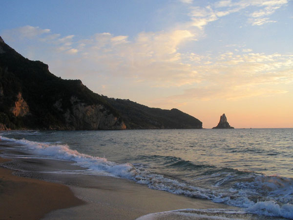  Agios Gordios, Beaches, wondergreece.gr