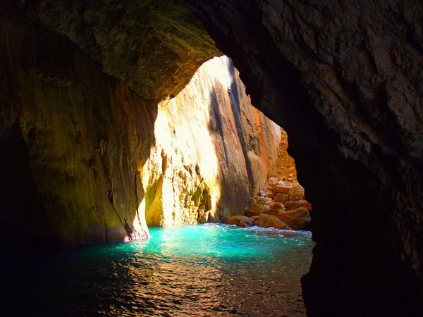  Sea ​​Caves, Monuments & sights, wondergreece.gr