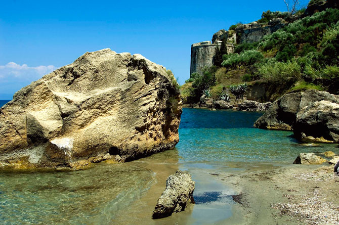  Koroni, Beaches, wondergreece.gr