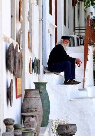  Apiranthos (Aperanthos), Main cities & villages, wondergreece.gr