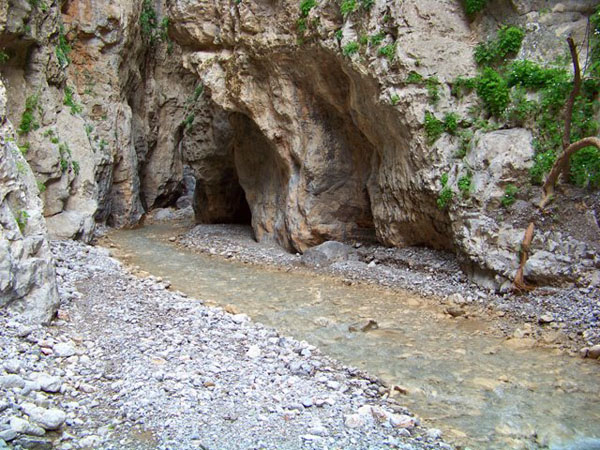  Paliorovouni, Gorges, wondergreece.gr