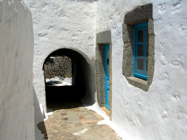  Patmos (Chora), Main cities & villages, wondergreece.gr