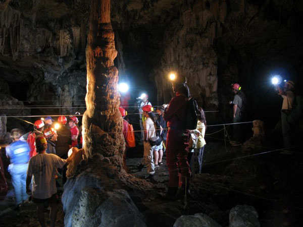  Cave of Maroneia, Caves, wondergreece.gr