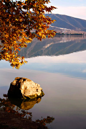  Lake Kastoria (Lake Orestiada), Lakes, wondergreece.gr