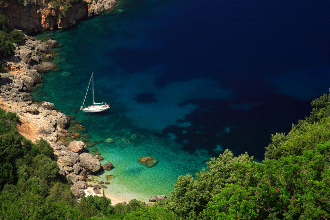  Sailing, Sailing, wondergreece.gr