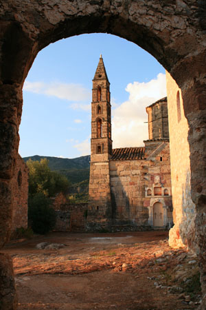  Agios Spyridon, Churches & Monasteries, wondergreece.gr