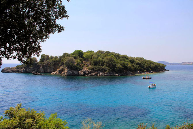  Αγία Παρασκευή, Παραλίες, wondergreece.gr