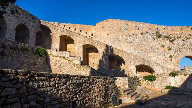  Παλαμήδι, Κάστρα, wondergreece.gr