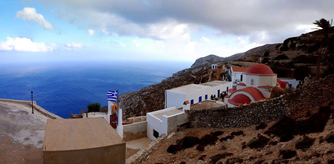  Άγιος Μάμας, Εκκλησίες & Μοναστήρια, wondergreece.gr