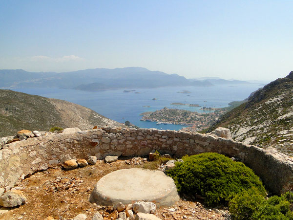  Paleokastro (Old Castle), Castles, wondergreece.gr