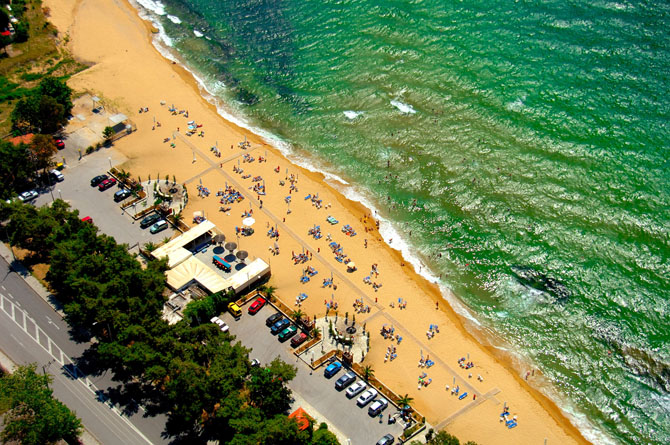  Perigiali, Beaches, wondergreece.gr