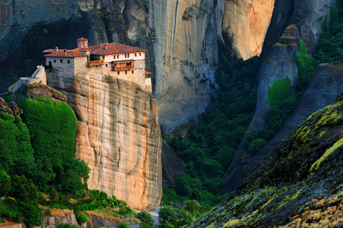  Monasteries of Meteora, Churches & Monasteries, wondergreece.gr