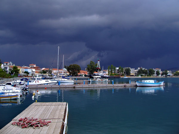  Αλιβέρι, Πόλεις & Χωριά, wondergreece.gr