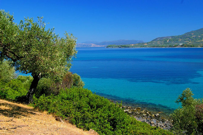  Λιχαδονήσια, Παραλίες, wondergreece.gr