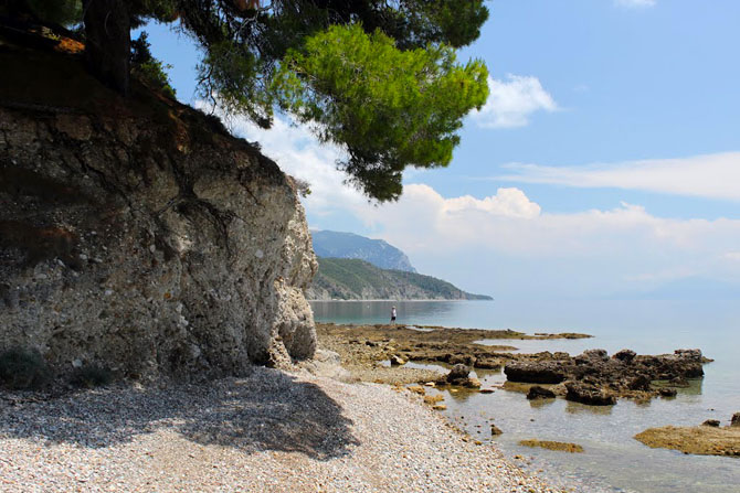  Λίμνη, Παραλίες, wondergreece.gr