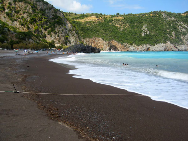  Λιμνιώνας Μεσοχωρίου, Παραλίες, wondergreece.gr