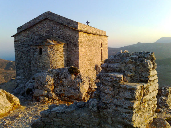  Άγιος Γεώργιος Κοσκινά, Εκκλησίες & Μοναστήρια, wondergreece.gr