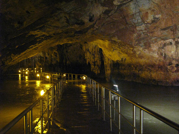  Σπήλαιο του Μααρά (Πηγών Αγγίτη), Σπηλιές, wondergreece.gr
