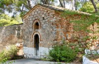 Taxiarchon church, Fokida Prefecture, wondergreece.gr