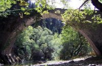 Gria or Chatzipetros Bridge, Trikala Prefecture, wondergreece.gr