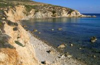 Santorinii, Syros, wondergreece.gr