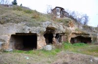 Σπηλιές Λόφου Καλέ, Ν. Έβρου, wondergreece.gr