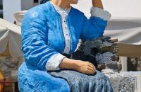 Monument to the woman from Olympos, Karpathos, wondergreece.gr