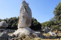 Μενίρ στην Ανωγή, Ιθάκη, wondergreece.gr