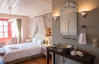 4 Καλύβες Luxury Suites, , wondergreece.gr