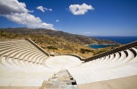 Θέατρο Οδυσσέα Ελύτη, Ίος, wondergreece.gr